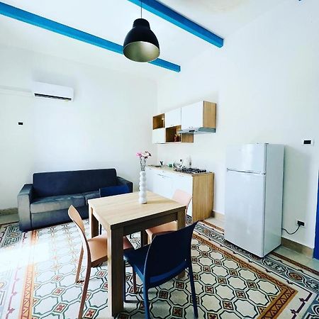 Oltremare Apartments Santa Flavia Extérieur photo
